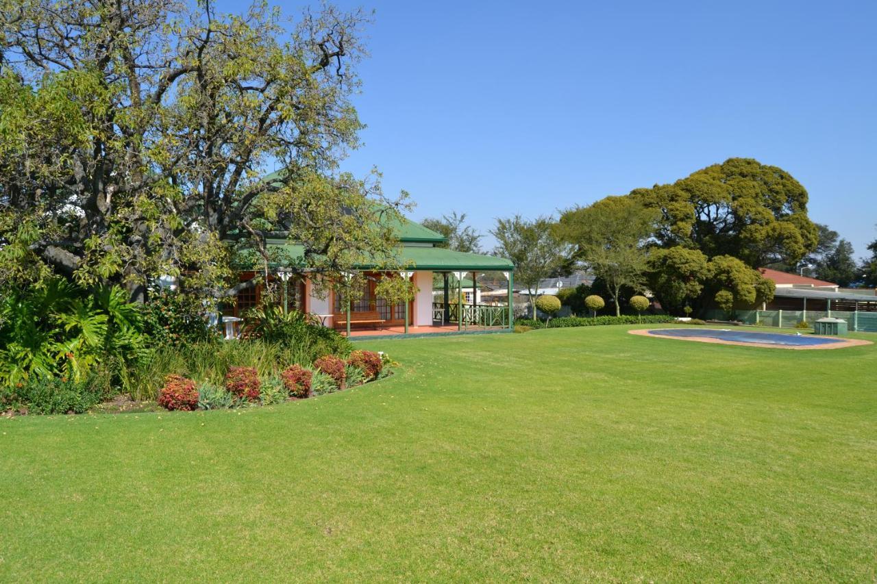 Lekkerrus Guesthouse Krugersdorp Exterior foto